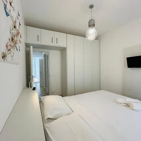 Angiolieri Flexrent - Immobiliare Abissinia Daire *