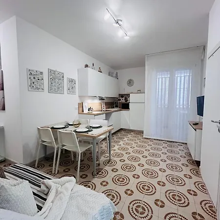 Angiolieri Alba Nord - Flexrent Immobiliare Abissinia Riccione
