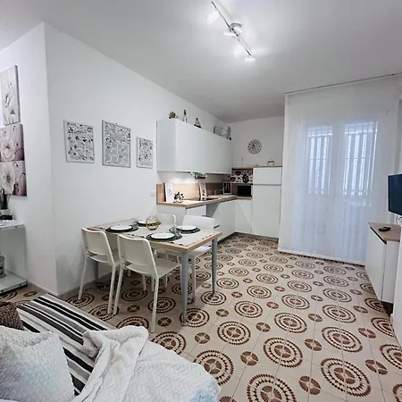 Apartament Angiolieri Alba Nord - Flexrent Immobiliare Abissinia Riccione